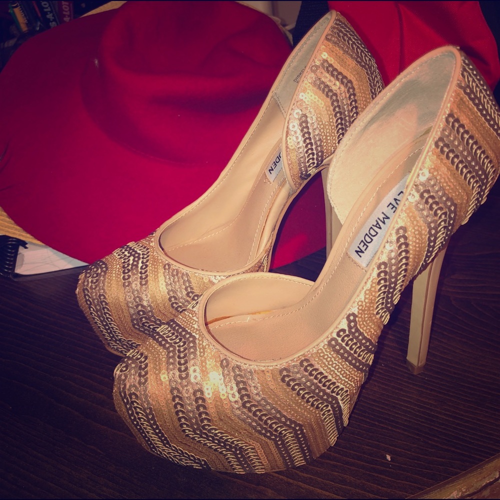 Steve Madden heels/pumps
